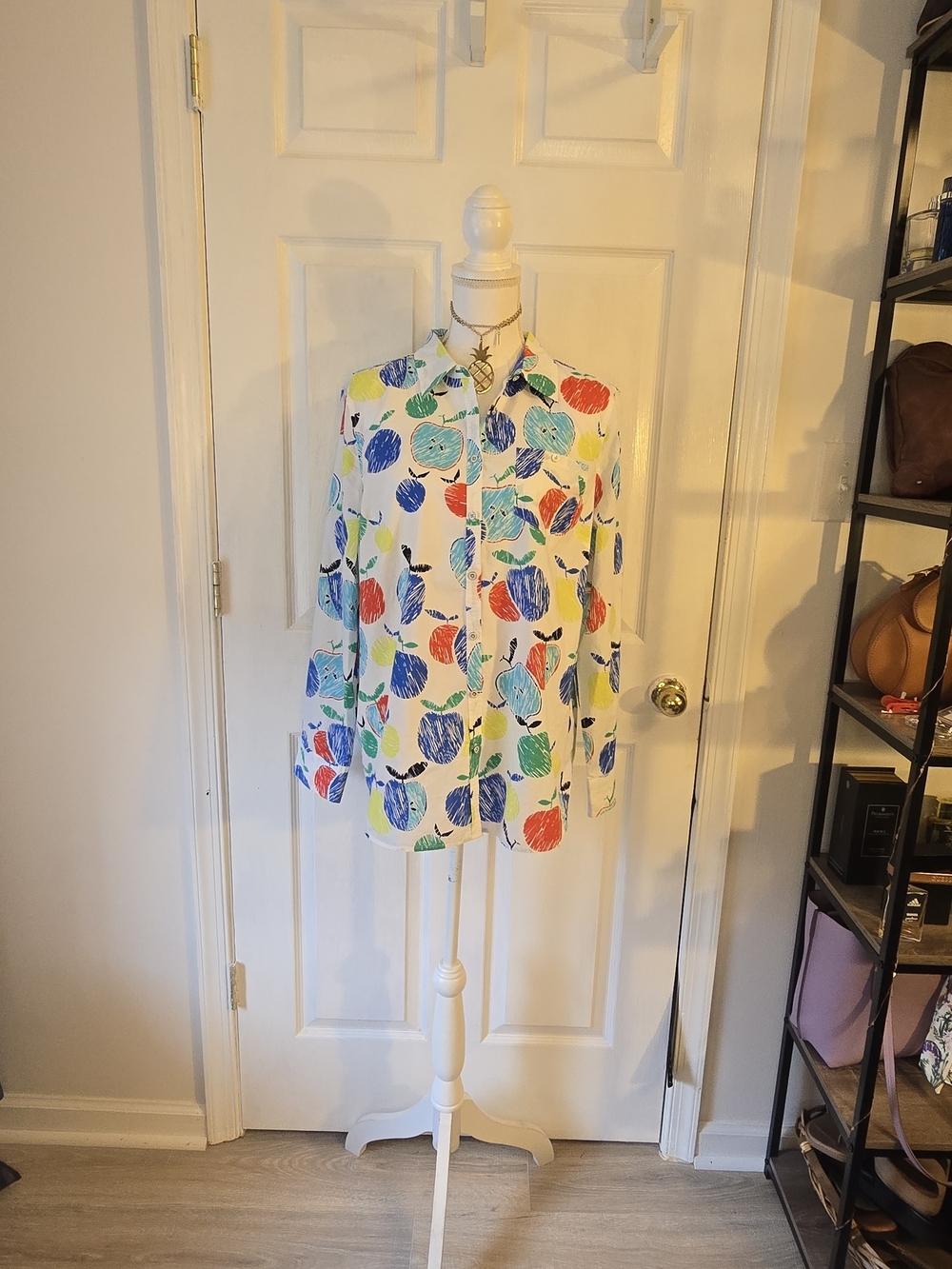 Talbots Colorful Apples Button Down Shirt  Large Collared Womens